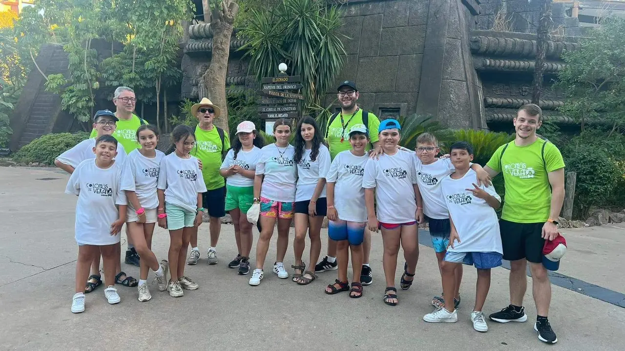 Jornada de Isla M&aacute;gica de las Colonias de Verano de la Hermandad del Roc&iacute;o (Cedida)