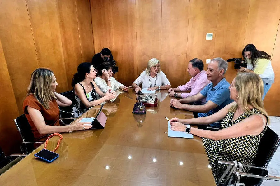  Los candidatos del PP se reun&iacute;an este mi&eacute;rcoles con el Ilustre Colegio de Abogados de Ceuta / Daniel Hern&aacute;ndez 