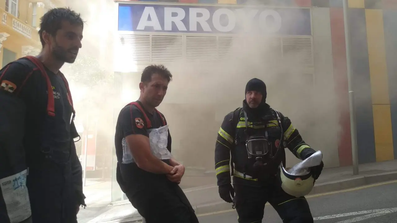 Incendio edificio colores