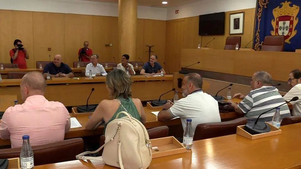 Momentos previos a la reuni&oacute;n de la Mesa de Di&aacute;logo Social (A. CASTILLO)
