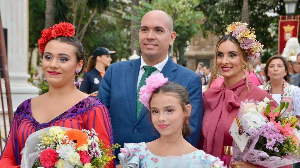 Ofrenda floral a la virgen de &Aacute;frica
