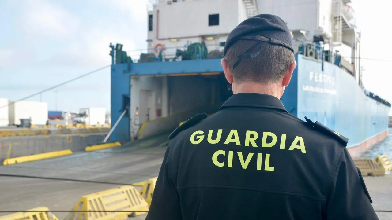 Operaci&oacute;n Feriante zona de pre-embarque del Puerto