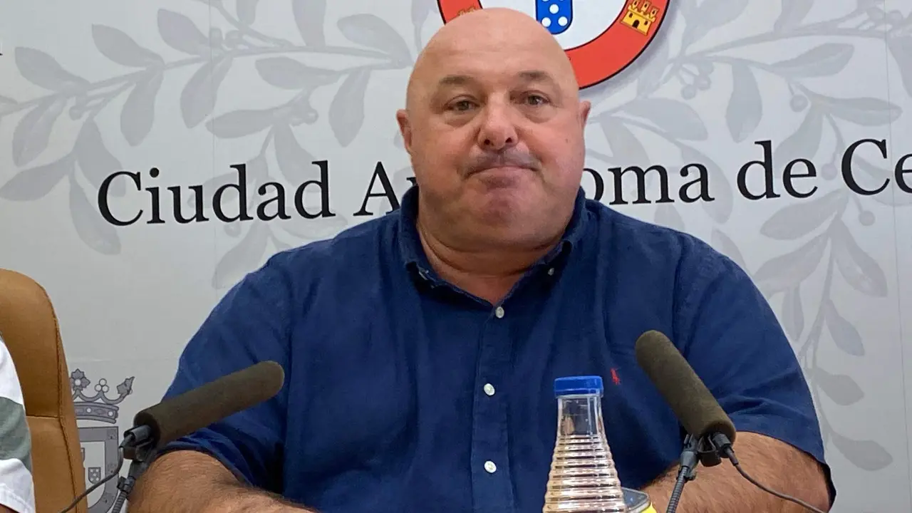  Nicola Cecchi, consejero de Comercio, Turismo y Empleo, este mi&eacute;rcoles en la sala de prensa del Ayuntamiento. 