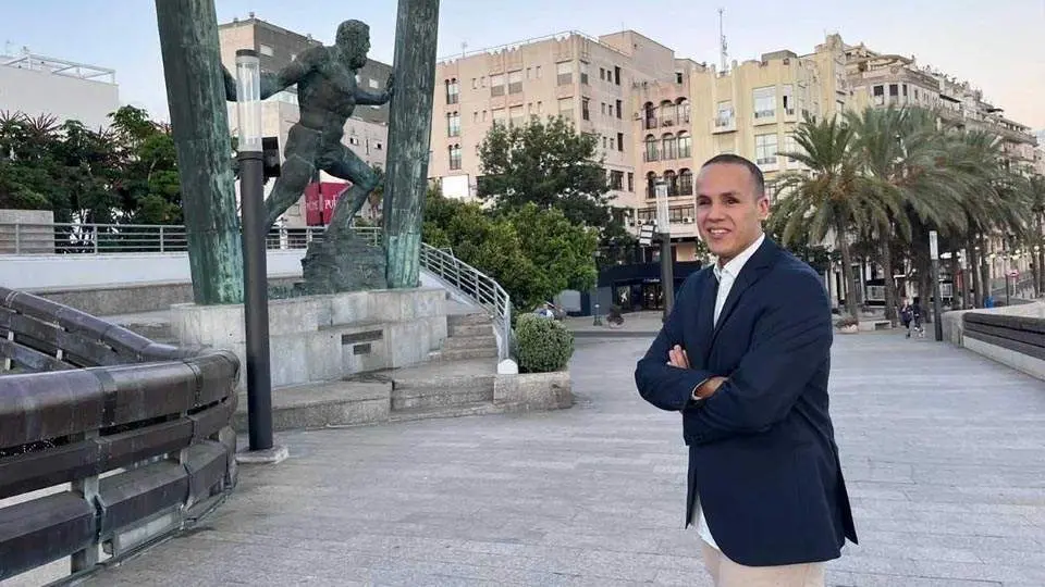 El nuevo director de la ONCE en Ceuta, Azm&aacute;n Abdelahe (CEDIDA)
