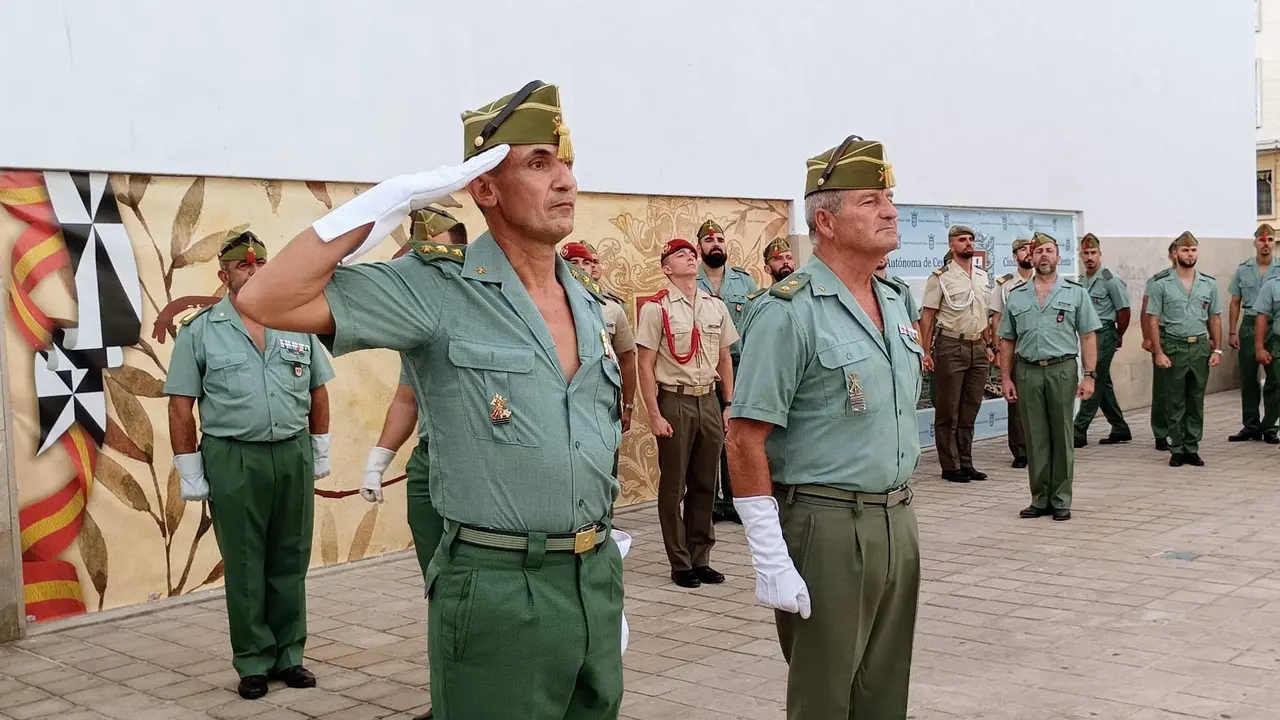 Exhibici&oacute;n de los Gastadores en el Paseo del Revell&iacute;n
Teniente Coronel  Jes&uacute;s Araoz y el Coronel Miguel &Aacute;ngel Jim&eacute;nez