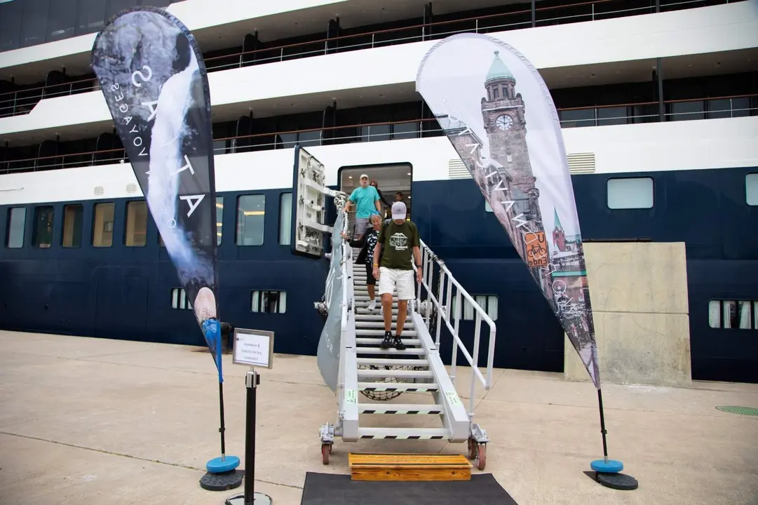 crucero &laquo;World Navigator&raquo;