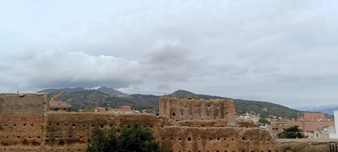 Vista de Garc&iacute;a Aldave cielo muy cubierto