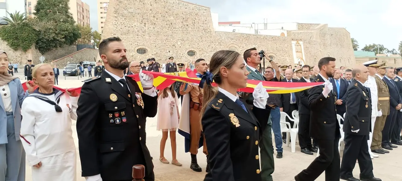 Acto Polic&iacute;a Nacional Murallas Reales