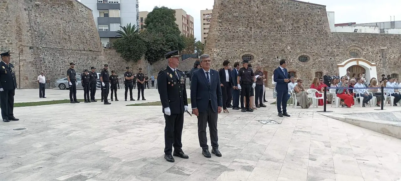 Acto Polic&iacute;a Nacional Murallas Reales