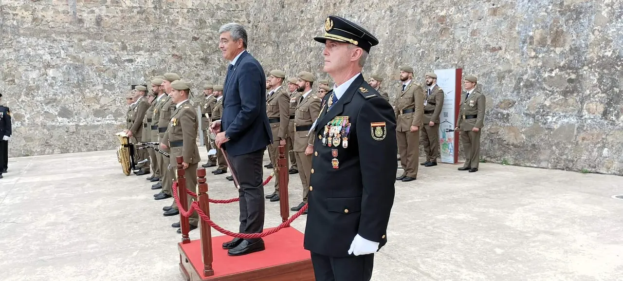 Acto Polic&iacute;a Nacional Murallas Reales