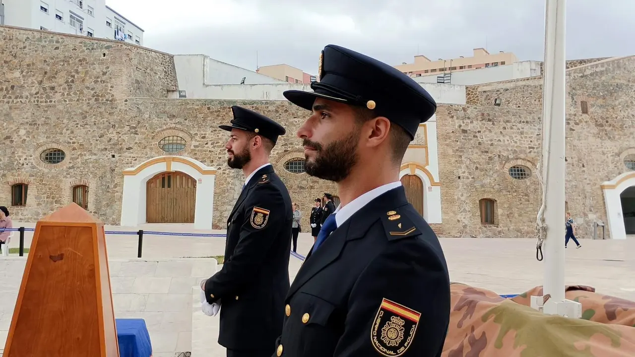 Acto Polic&iacute;a Nacional Murallas Reales