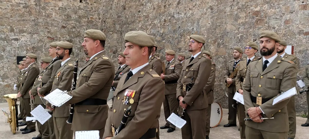 Acto Polic&iacute;a Nacional Murallas Reales