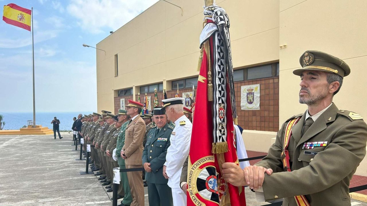 Parada militar en El Jaral por el aniversario del Regimiento Real de Zapadores Minadores