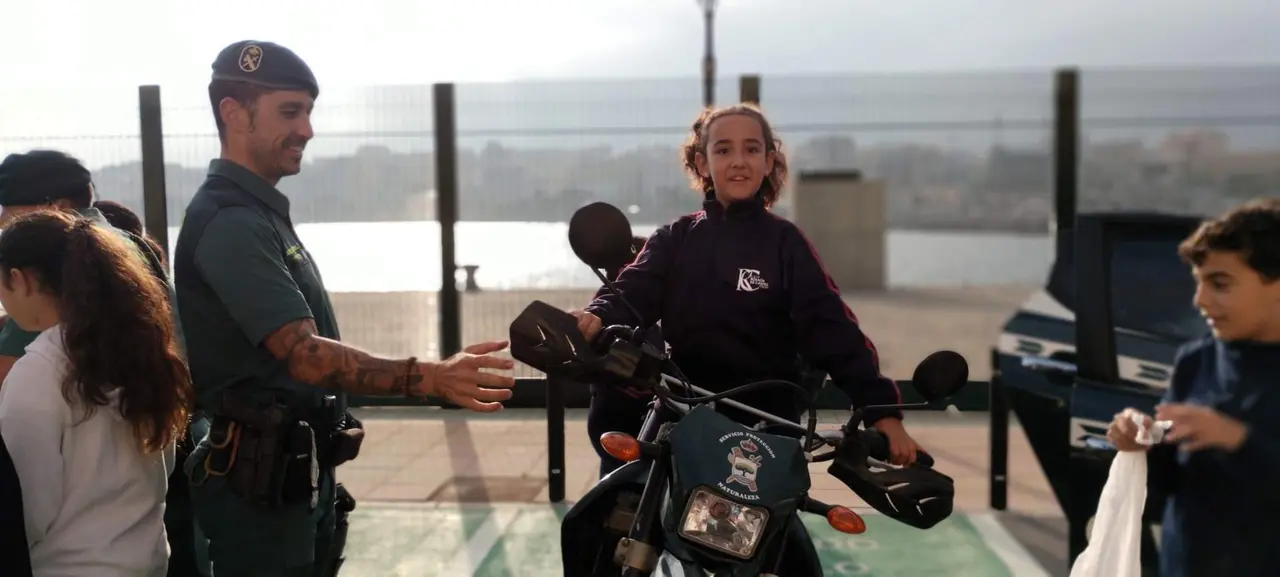 Jornada de puertas abiertas de la&nbsp; Guardia Civil en el Muelle Espa&ntilde;a