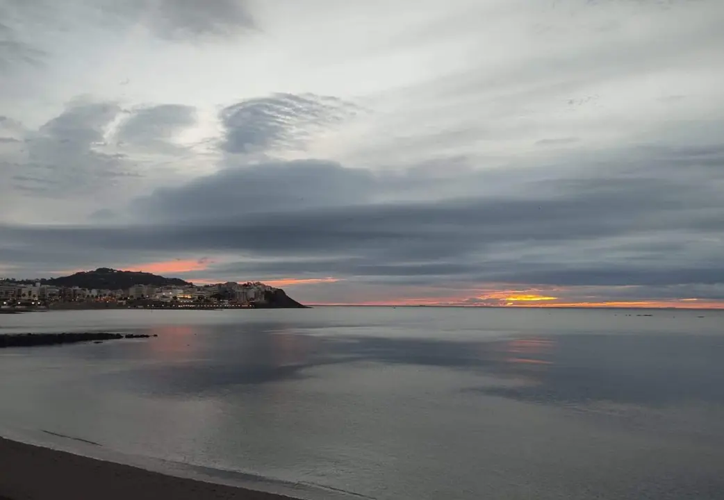 Amanecer en la bah&iacute;a sur (C.A.)