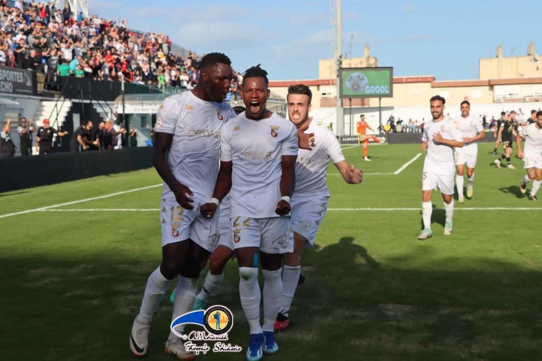 Celebración de Cedric tras el gol marcado al Real Murcia (Abdeselam Mohamed)