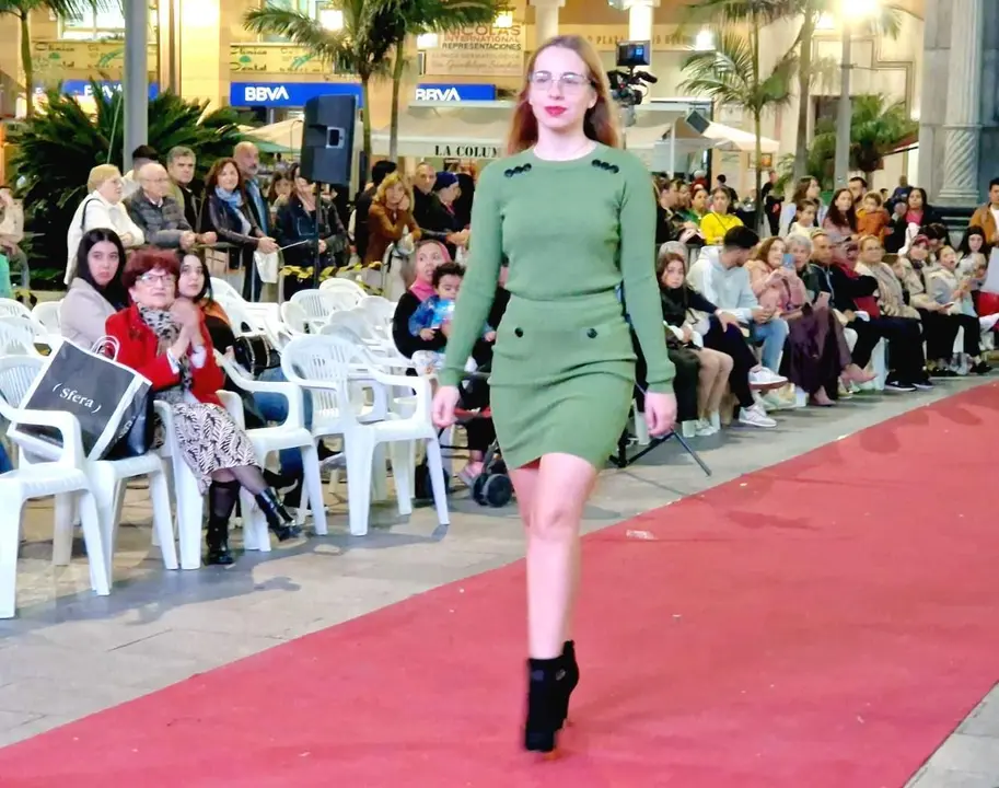 Desfile 'casual' en la Semana del Comercio. Foto: Laura Ortiz