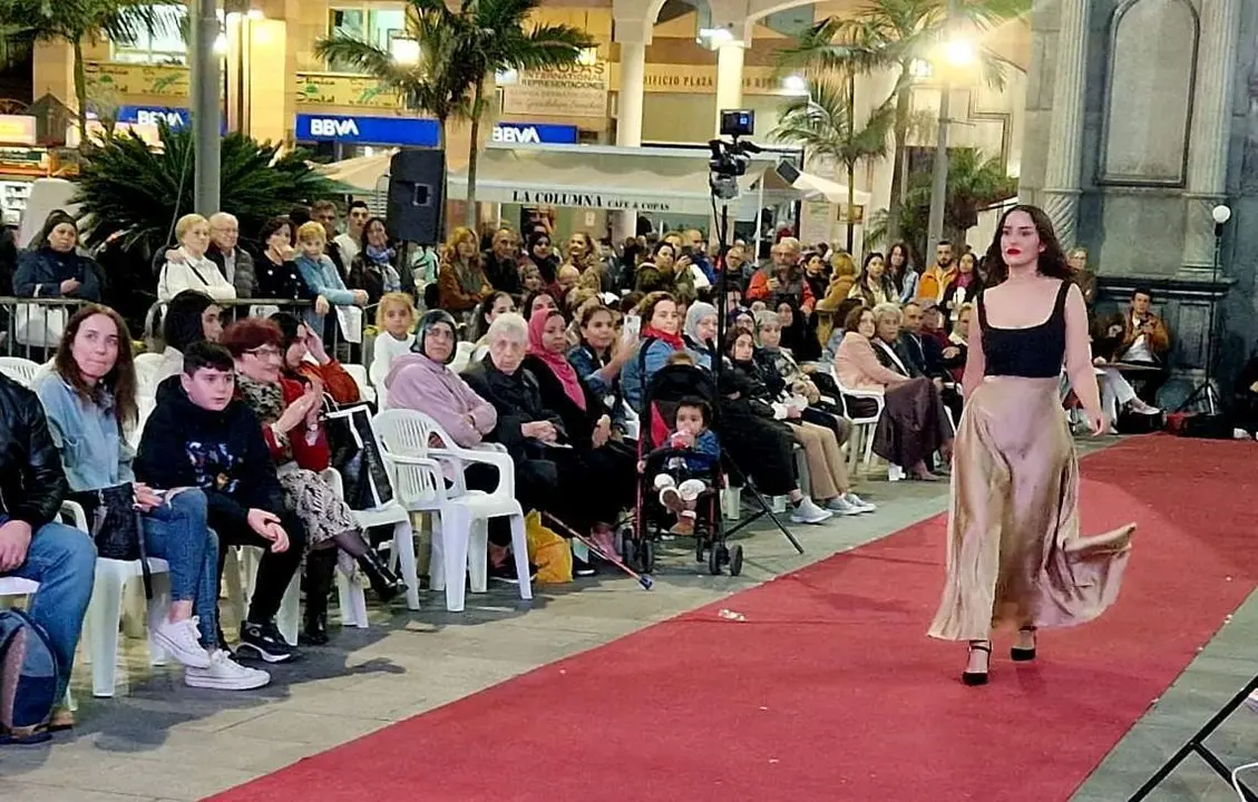 Desfile 'casual' en la Semana del Comercio. Foto: Laura Ortiz