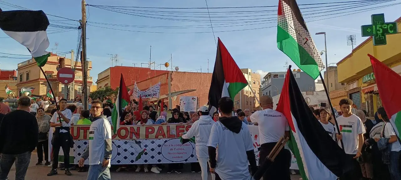 Manifestaci&oacute;n &laquo;Ceuta con Palestina&raquo;