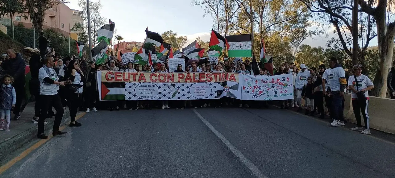 Manifestaci&oacute;n &laquo;Ceuta con Palestina&raquo;