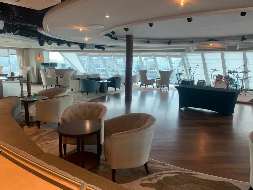 crucero azamara onward