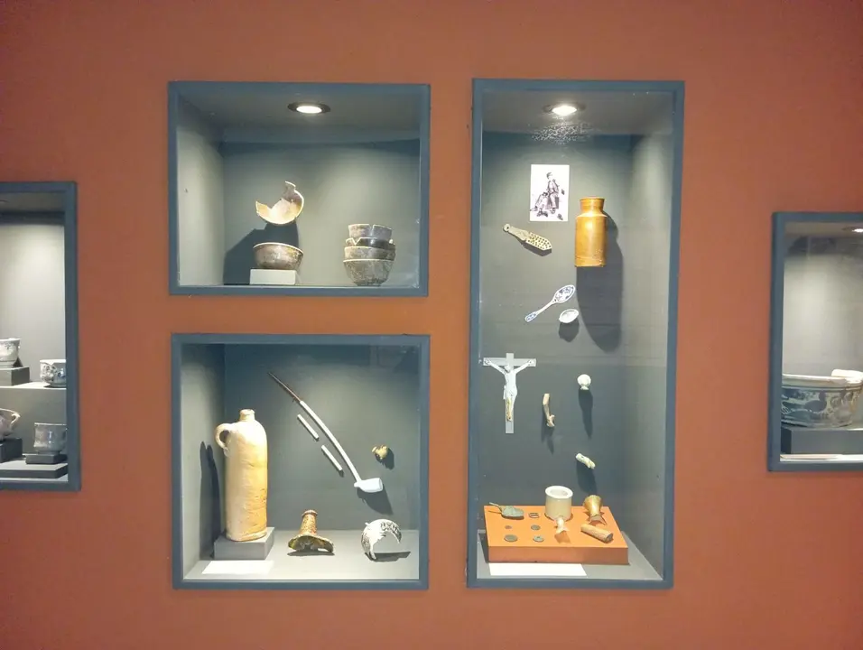 &lsquo;Arqueolog&iacute;a y vida cotidiana en la Almina de Ceuta. Siglos XVIII y XIX&rsquo;