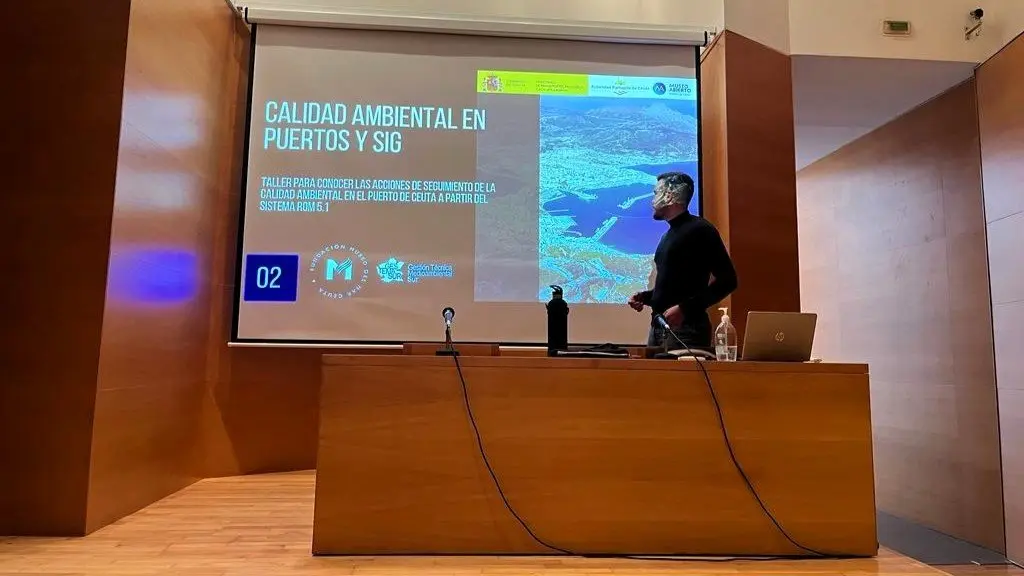 Taller formativo sobre el uso de datos satelitales para el estudio de las masas de agua en el entorno  (APC)