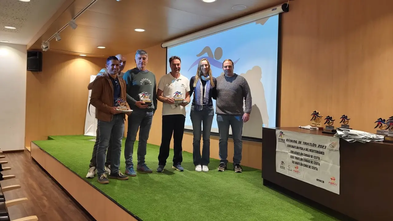 Gala de entrega de premios de la Federaci&oacute;n de Triatl&oacute;n de Ceuta
