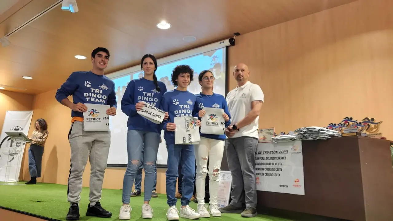 Gala de entrega de premios de la Federaci&oacute;n de Triatl&oacute;n de Ceuta