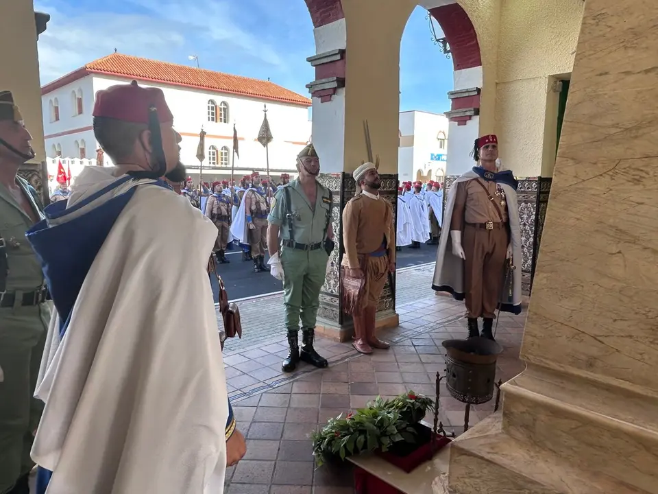 Infanter&iacute;a rinde homenaje a la Virgen de la Inmaculada, su patrona