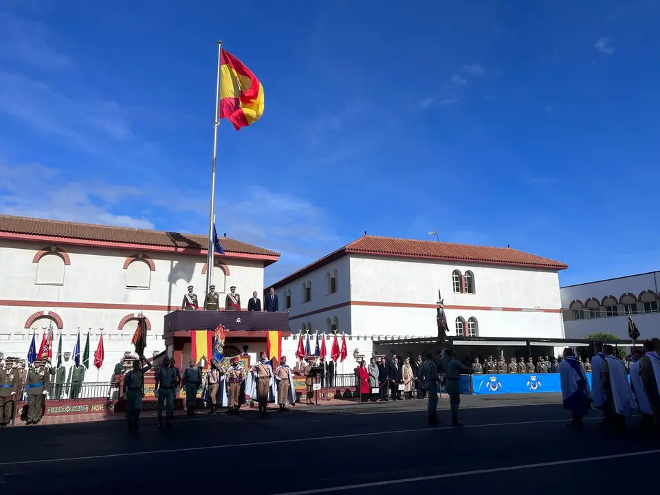 Infanter&iacute;a rinde homenaje a la Virgen de la Inmaculada, su patrona