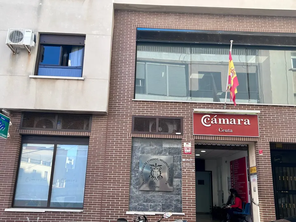 C&aacute;mara de Comercio / M.Zapico