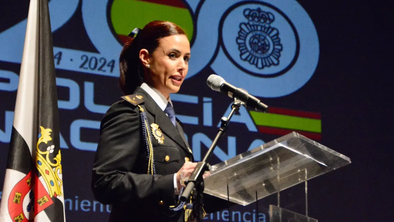 Gala del bicentenario de la Polic&iacute;a Nacional