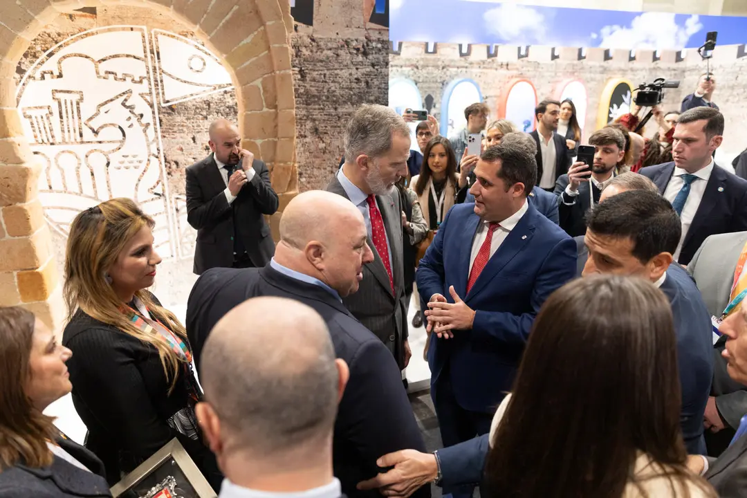 Los Reyes, a su paso por el stand de Ceuta en FITUR