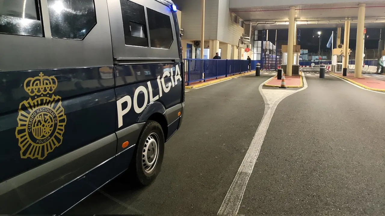 polic&iacute;a nacional en la frontera recursos