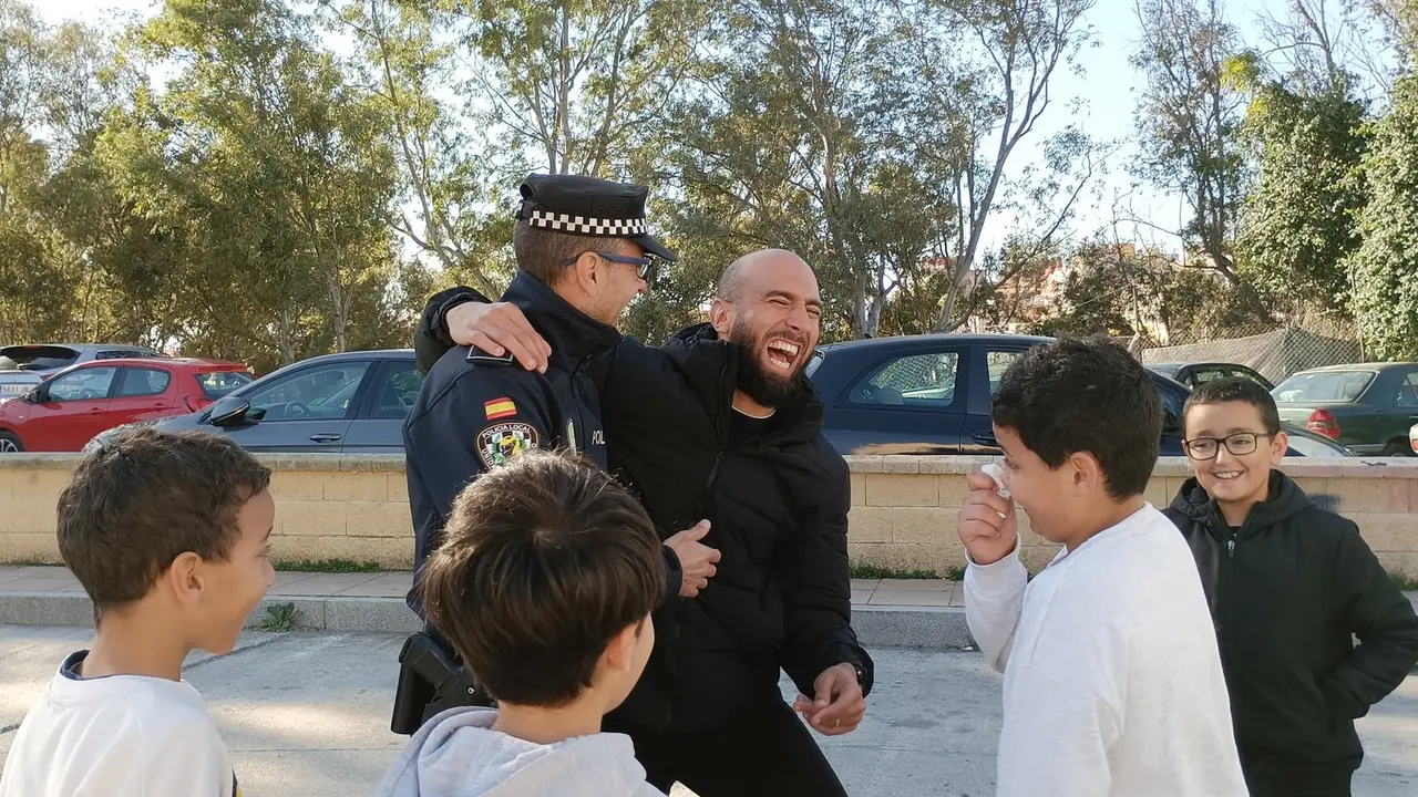 Jornada de la Polic&iacute;a Local en el CEIP Reina Sof&iacute;a