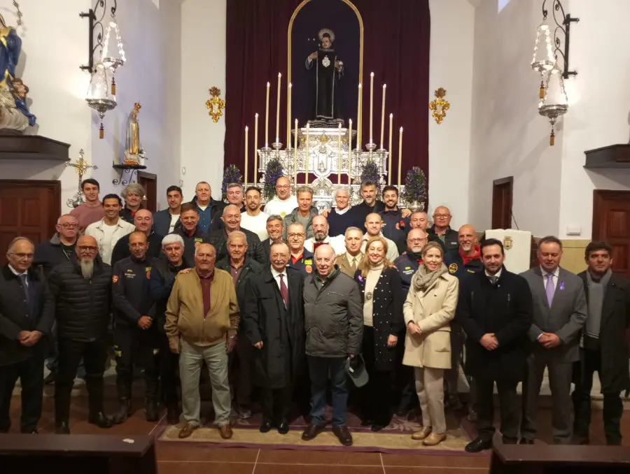  Foto de familia en el interior de San Juan de Dios/Juanjo Coronado 