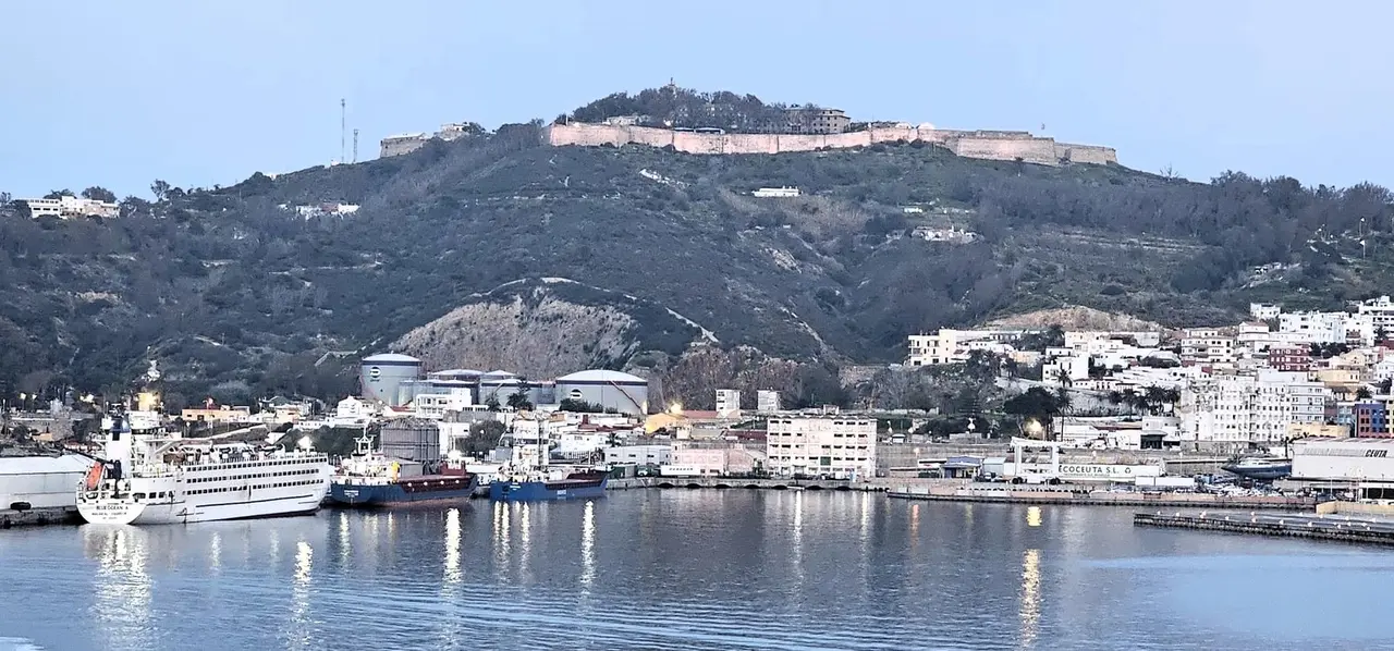 Puerto de Ceuta