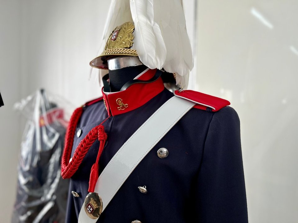 Presentación uniformes para la Escuadra de Gala de la Policía Local