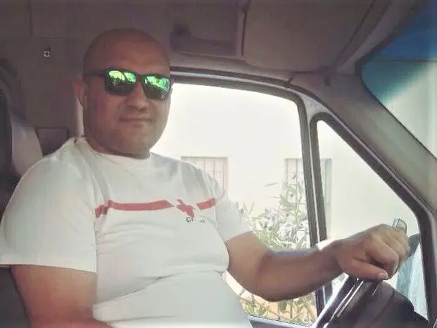 Fuad Mustafa trabajando con Cruz Roja Ceuta / Cedida