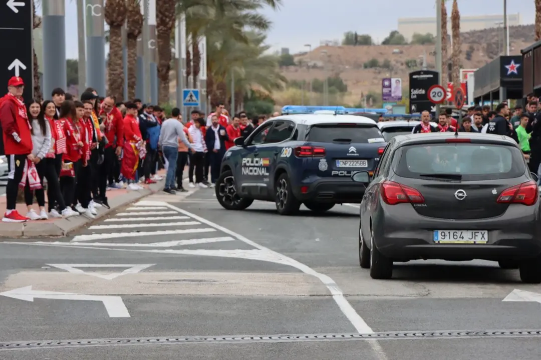 Recibimiento de la AD Ceuta en la 'Nueva Condomina'