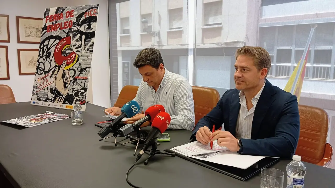Joaqu&iacute;n Mollinedo y Karim Bulaix