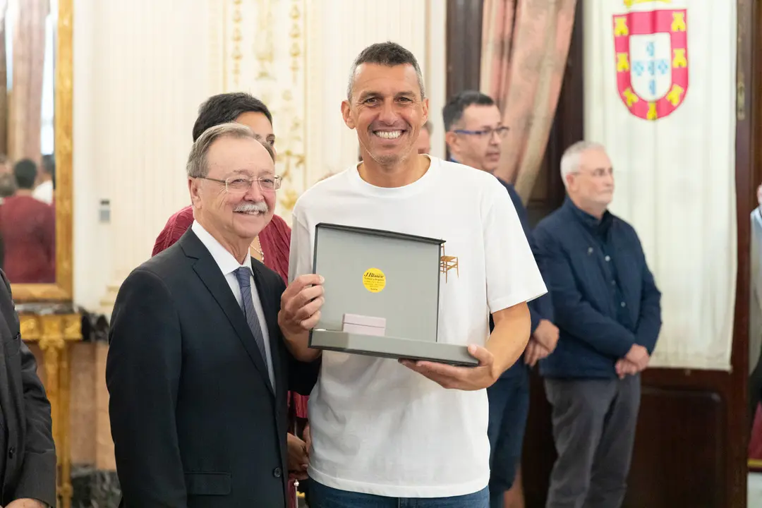 20240514-placas-funcionarios-16