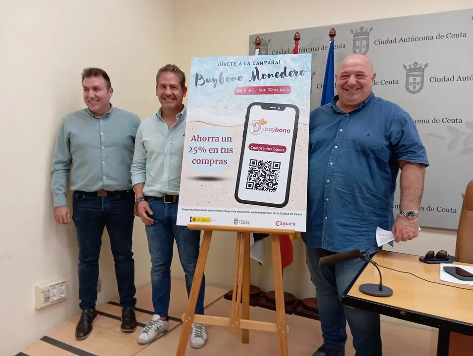 buybonos comerciales De izquierda a derecha, Mart&iacute;nez, Bulaix y Cecchi, durante la presentaci&oacute;n de la campa&ntilde;a (C.A.)