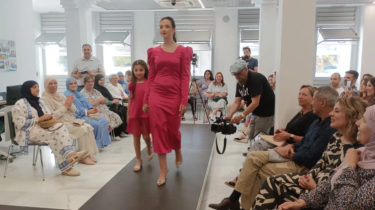 Desfile de grado de Confecci&oacute;n y Moda del IES Clara Campoamor (S.I.)