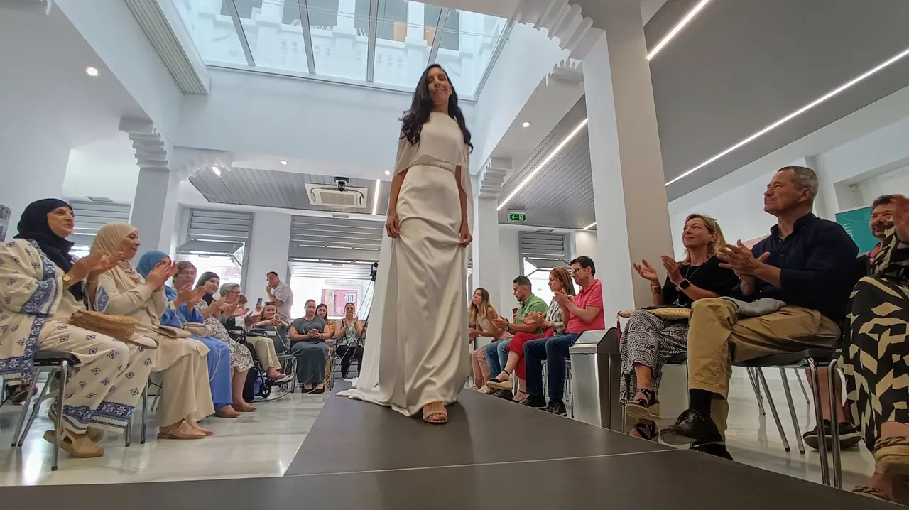 Desfile de grado de Confecci&oacute;n y Moda del IES Clara Campoamor (S.I.)
