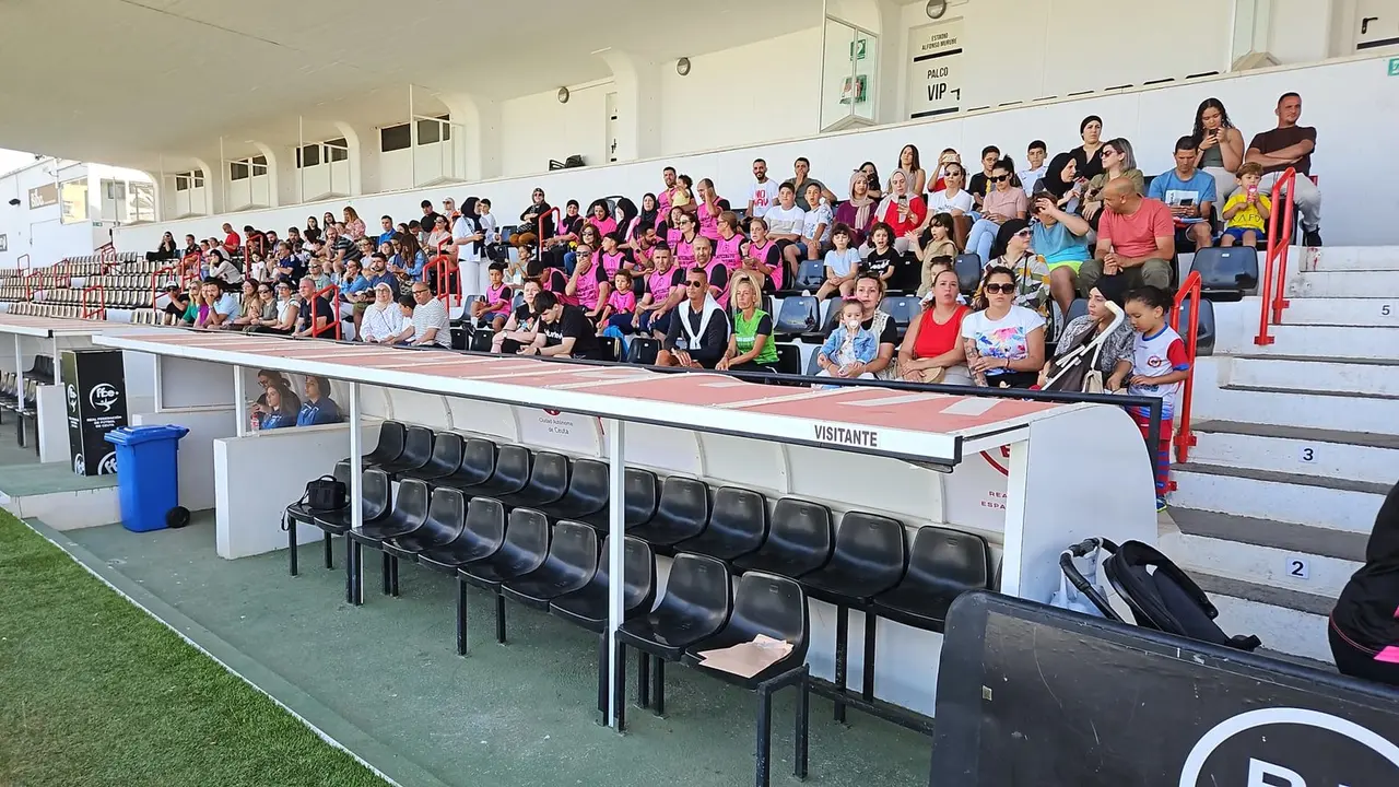 Ceremonia de clausura de las categor&iacute;as benjam&iacute;n y alev&iacute;n