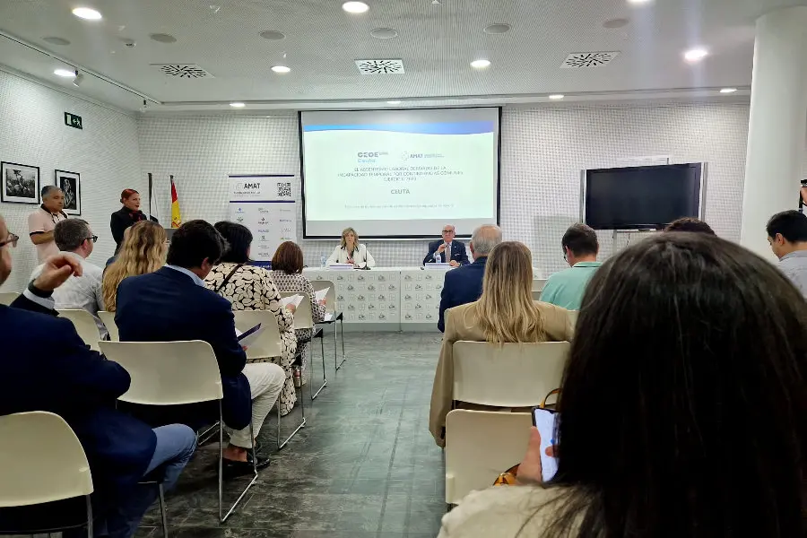  Presentaci&oacute;n del Informe sobre Absentismo Laboral / Laura Ortiz 