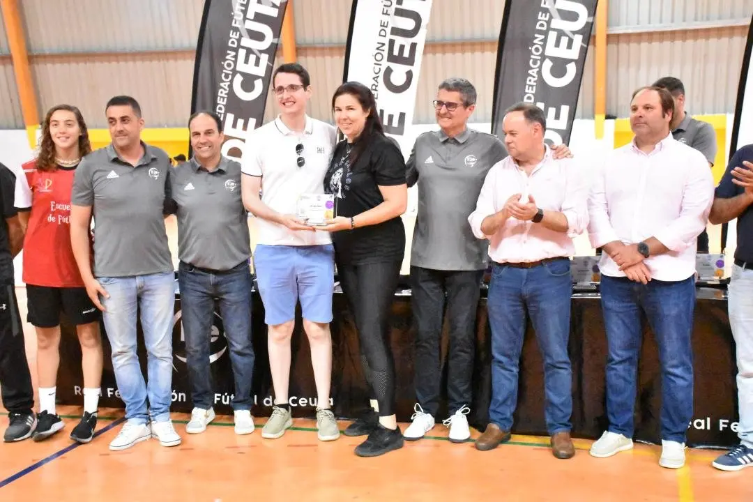 ceremonia de&nbsp;clausura de la Liga Escolar Femenina