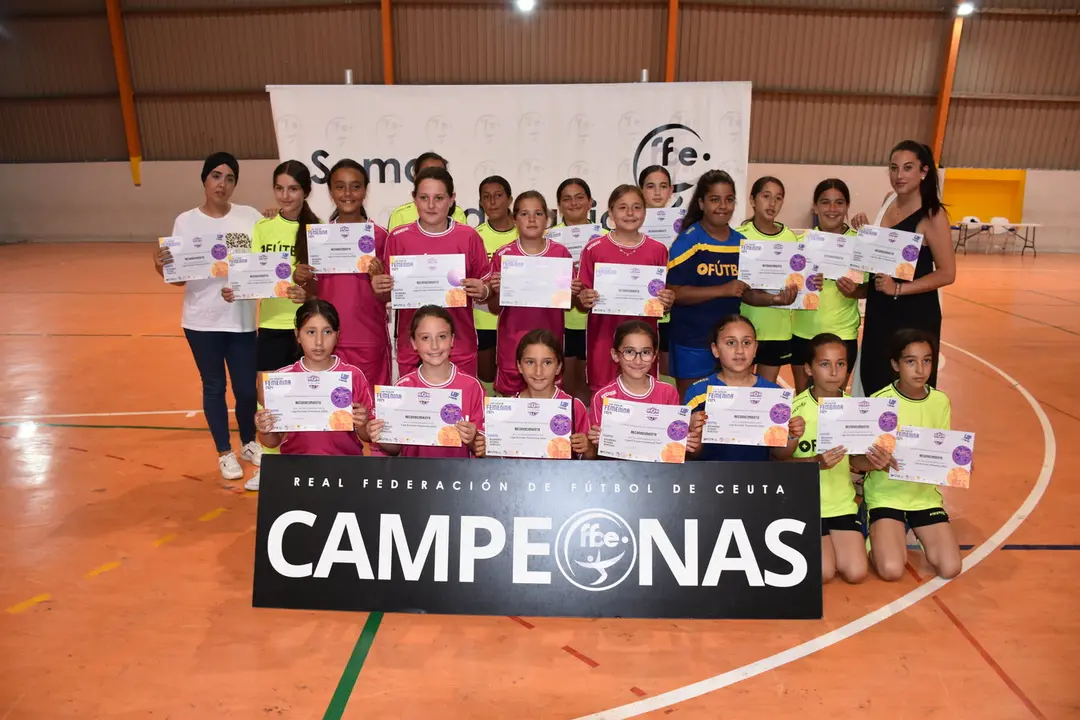 ceremonia de&nbsp;clausura de la Liga Escolar Femenina